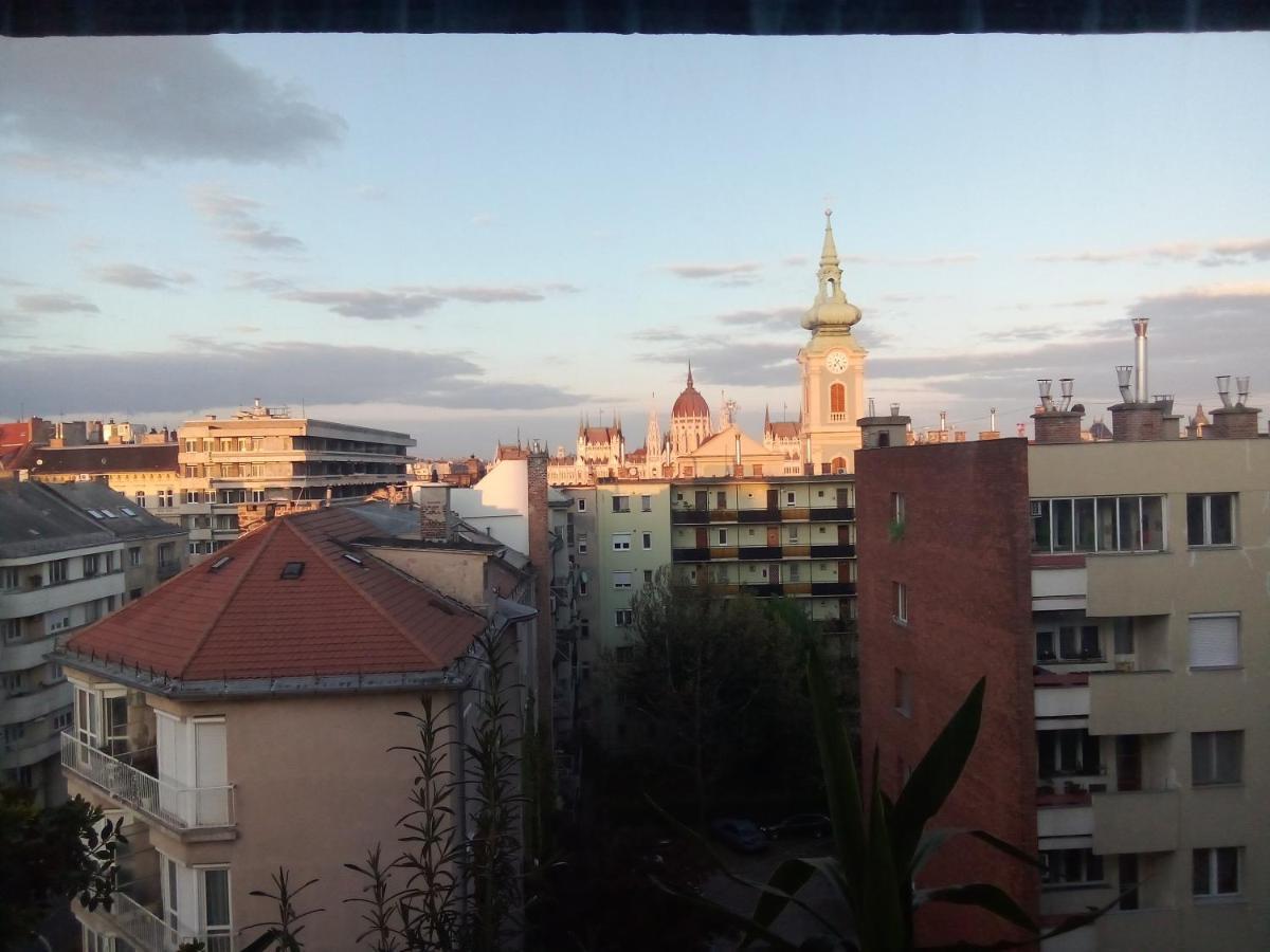 Buda Super Panorama Budapest Esterno foto